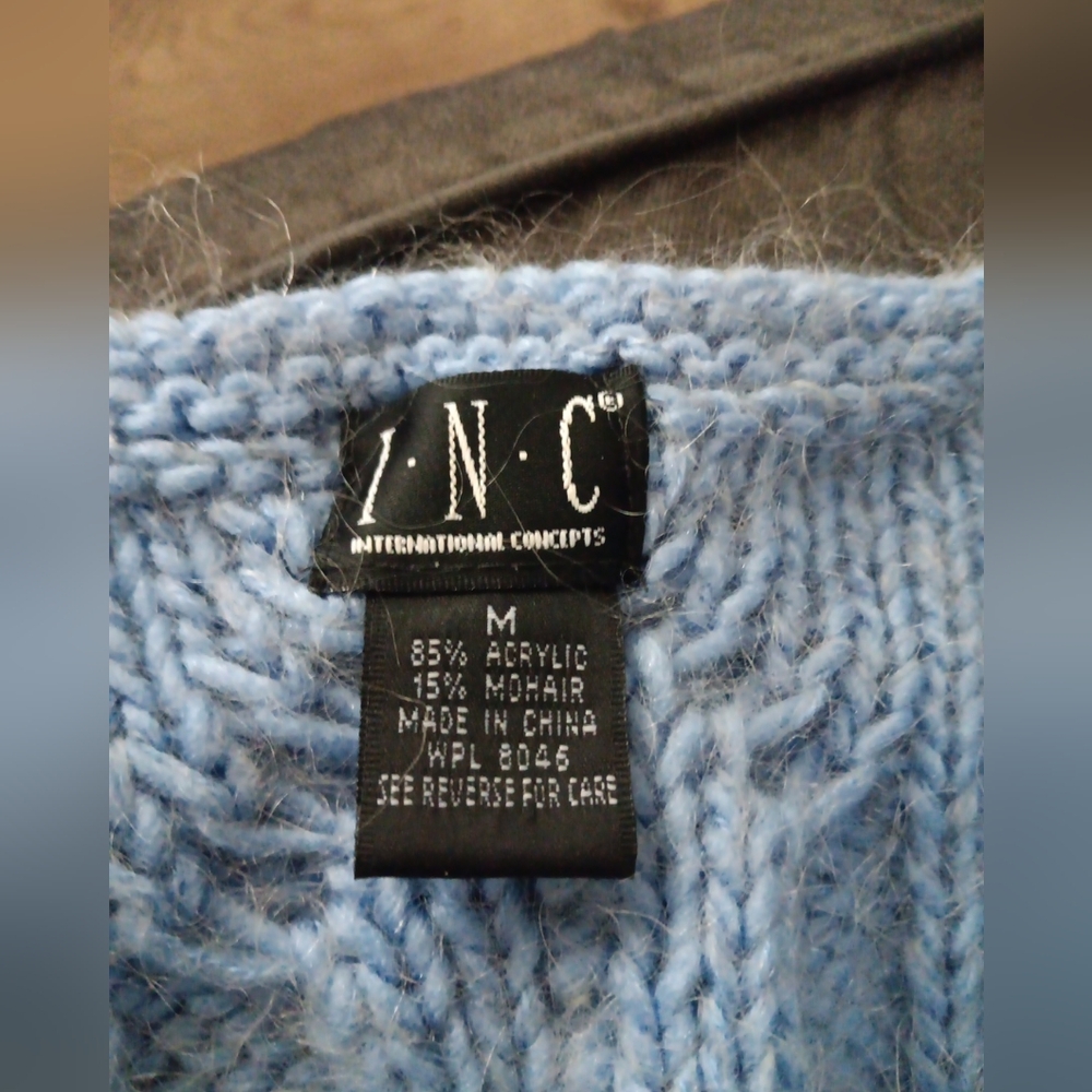 ‼️80s‼️ INC ‼️Powder Blue Cable Knit Sweater Size M⚘️ - Picture 3 of 3